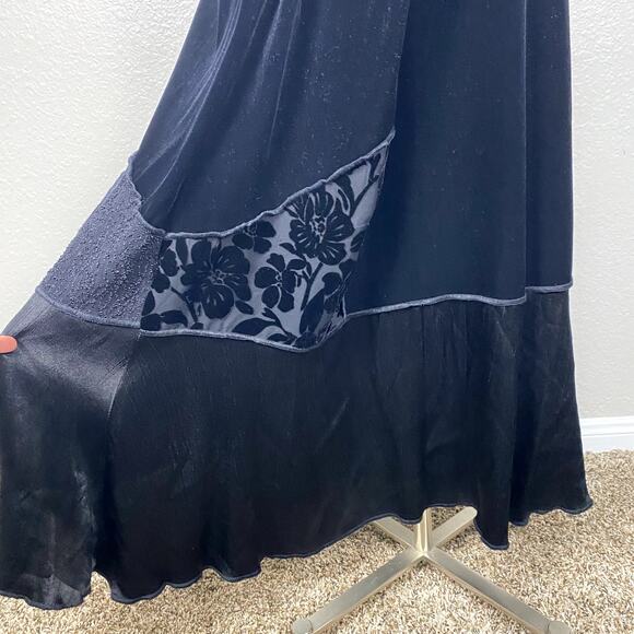 Vtg 90's Stunning Whimsigoth Patchwork Velvet Floral Wtichy Goth Vamp Maxi Skirt - Picture 12 of 15